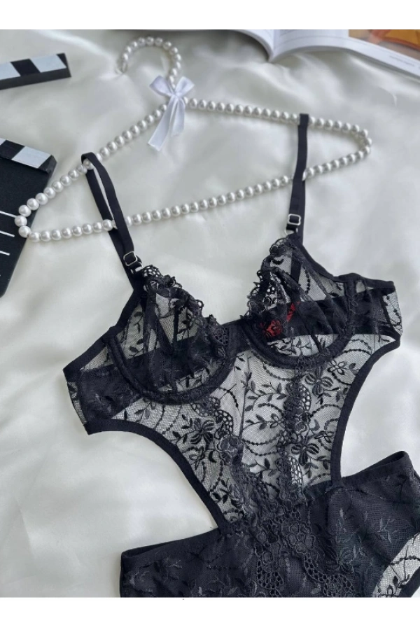 Arona Kadın Transparan Çiçek Desenli Tül Siyah Bodysuit