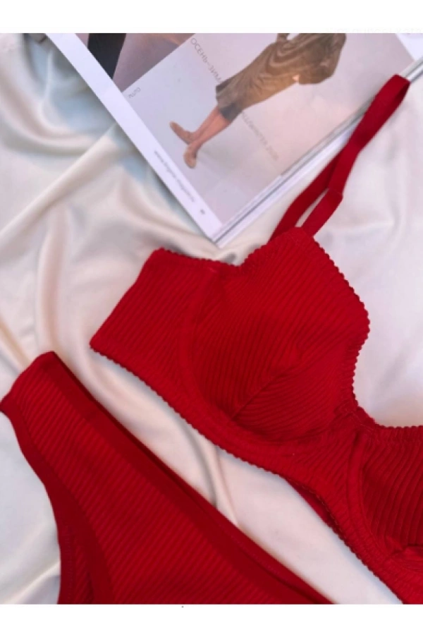 Arona Kadın Balenli Fitilli Kaşkorse Kırmızı Sütyen Takımı