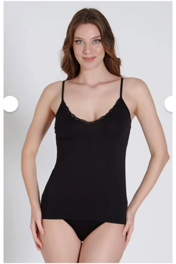 Belinay Kadın İp Askılı Dantel Detaylı V Yaka Siyah Atlet