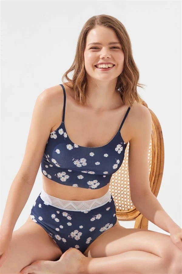 COTTONHİLL Ayarlanabilir Askılı Lazer Kesim Desenli Crop Büstiyer-1753-PAPATYA