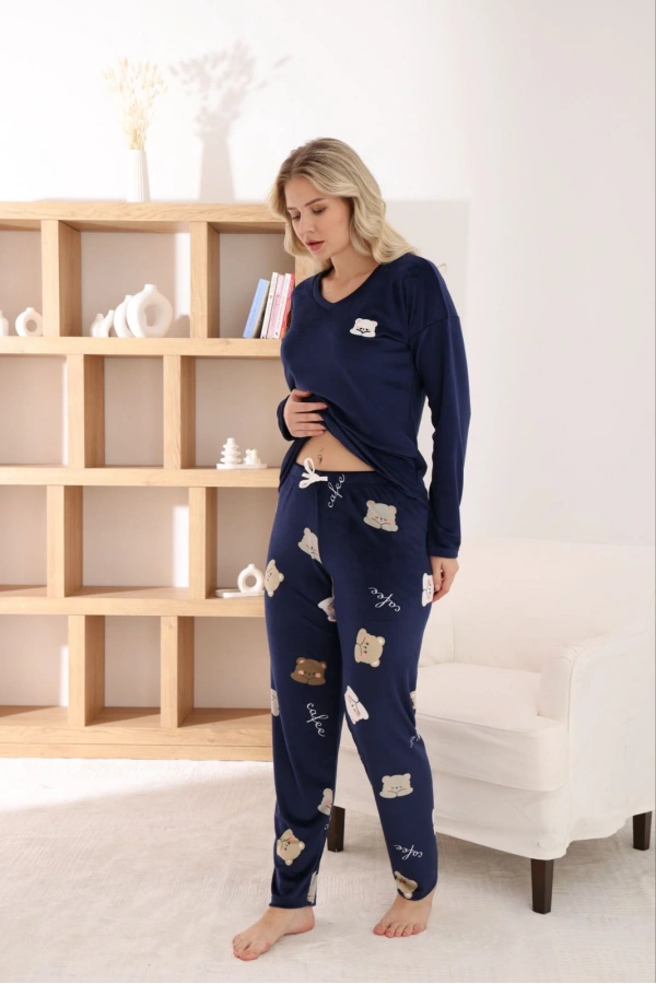Pijamoni Kadın Fransız Kumaş V Yaka Ayıcık Baskılı Lacivert Pijama Takımı