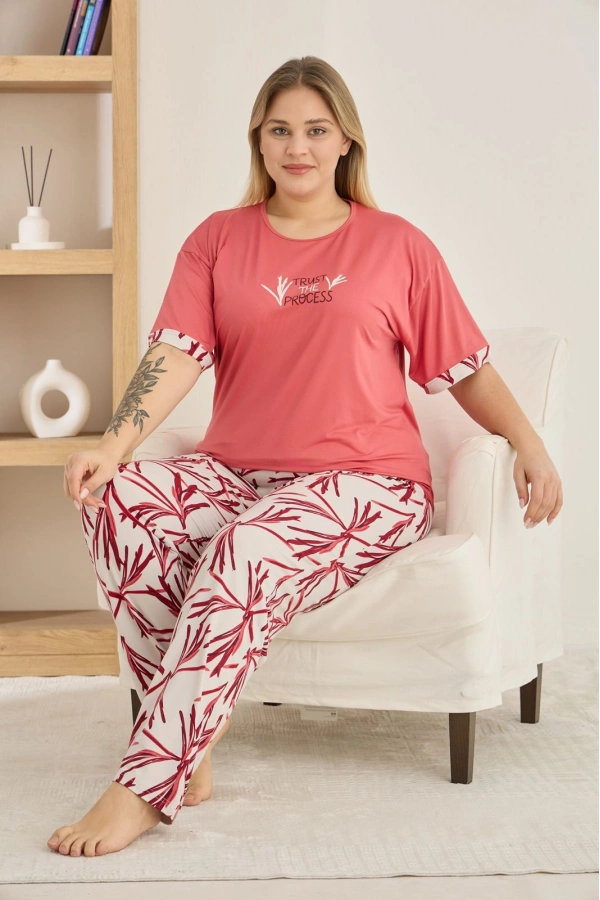 Pijamoni Büyük Beden Milan Kumaş Sıfır Yaka Kısa Kollu Pijama Takımı