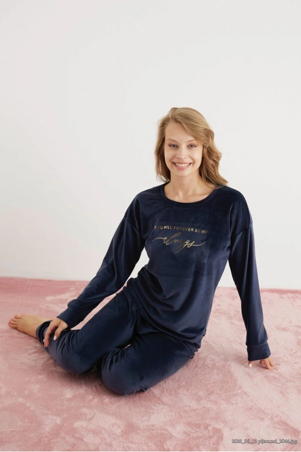 Pijamoni Kadın Yumuşak Kadife Lacivert Pijama Takımı