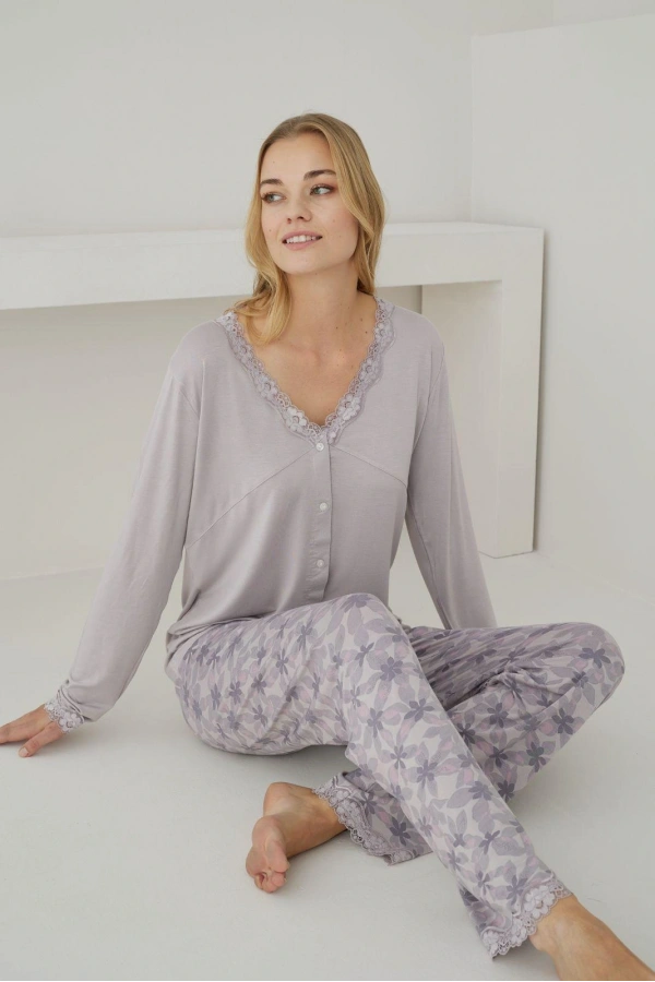 Pijamoni Kadın Ring Viskon Kumaş Dantelli Yaka Detaylı Lila Pijama Takımı