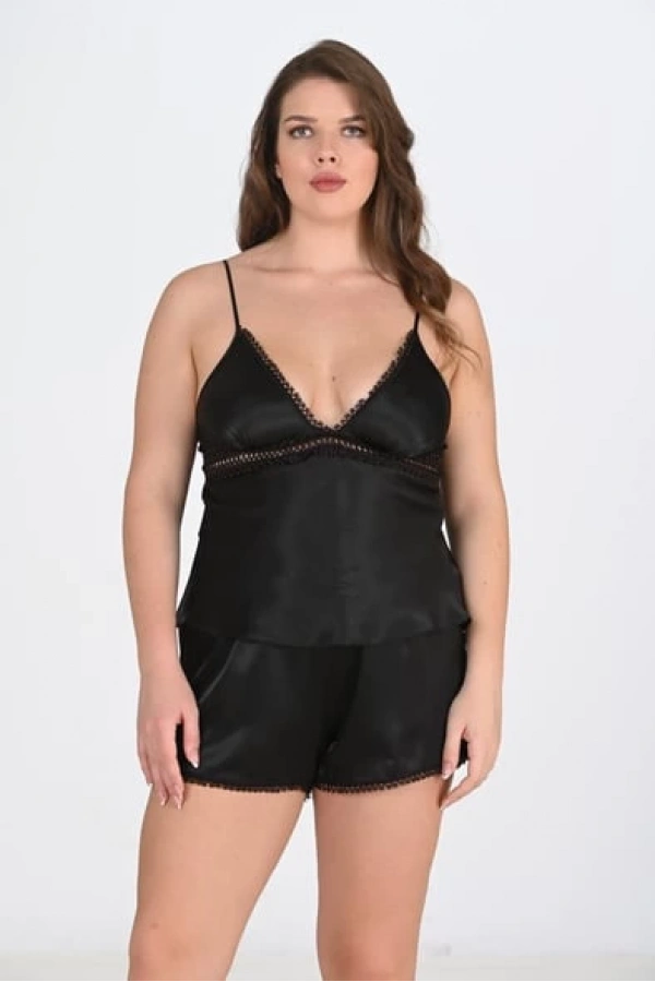 Primoda Siyah Büyük Beden Dantel Detaylı Şort Takımı