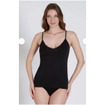 Belinay Kadın İp Askılı Dantel Detaylı V Yaka Siyah Atlet