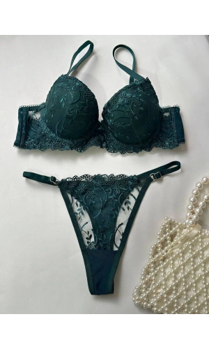 Arona Destekli Brode Takım Zümrüt Yeşili -171