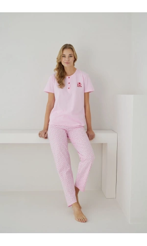 Pijamoni Kadın Süprem Kumaş Düğmeli Yaka Kısa Kollu Kalp Desenli Pembe Pijama Takımı