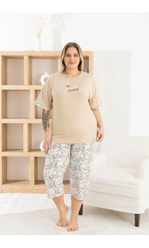 Pijamoni Kadın Büyük Beden Milan Kumaş Bej Kapri Pijama Takımı