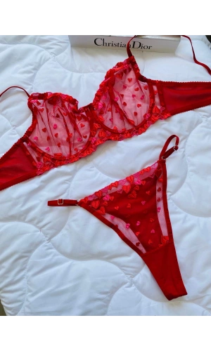 ARONA C CUP BALENLİ KALP DESENLİ KIRMIZI SÜTYEN TAKIMI