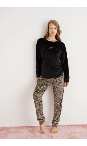 Pijamoni Kadın Fransız Kadife Leopar Detaylı Lüks Pijama Takımı