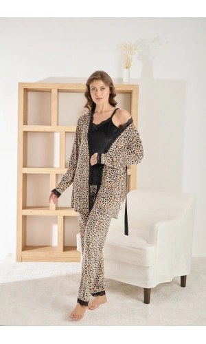 Pijamoni Kadın Fransız Kadife Kumaş İnce Leopar Desenli 3’lü Şık Pijama Takımı