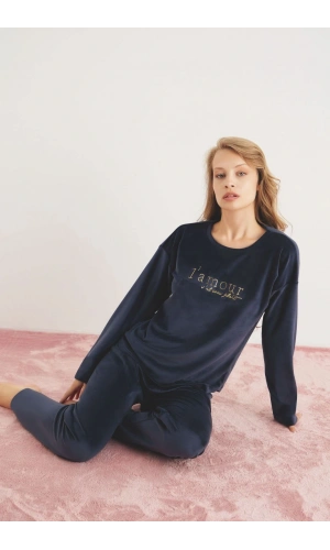 Pijamoni Kadın Yumuşak Kadife Bisiklet Yaka Siyah Pijama Takımı