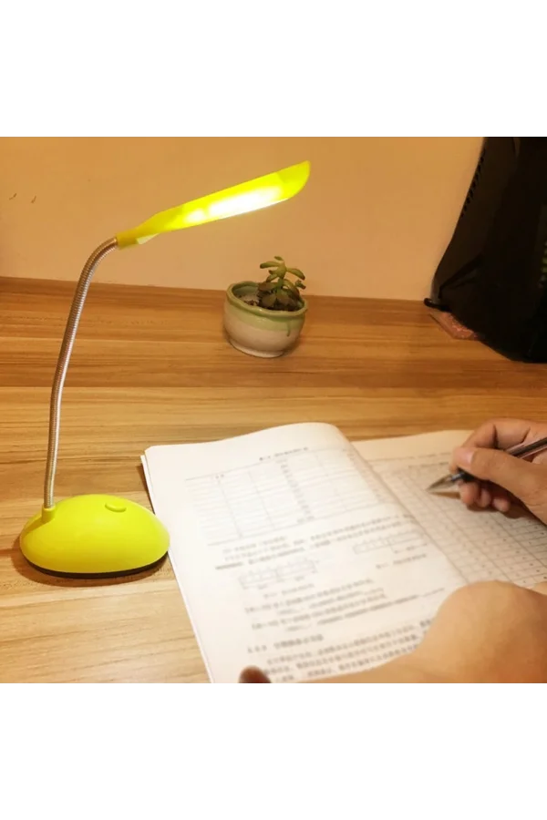 360 Derece Ayarlanabilir Esnek LED Masa Lambası