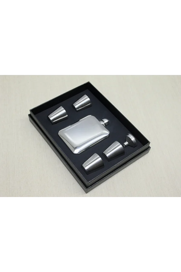 4 Shot Bardaklı Matara Seti Çelik