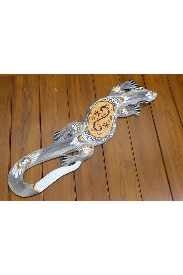 Ahşap Duvara Asmalı Kertenkele Figürü