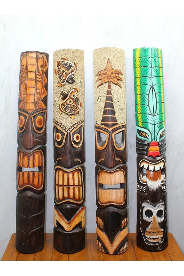 Ahşap Duvara Asmalı Maske 1 Metre