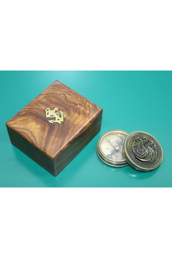 Ahşap Kutulu Pirinç Pusula Ejderha Desenli