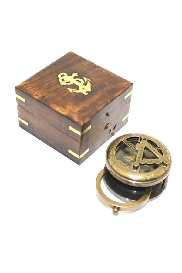 Ahşap Kutulu Pirinç Pusula Model 4