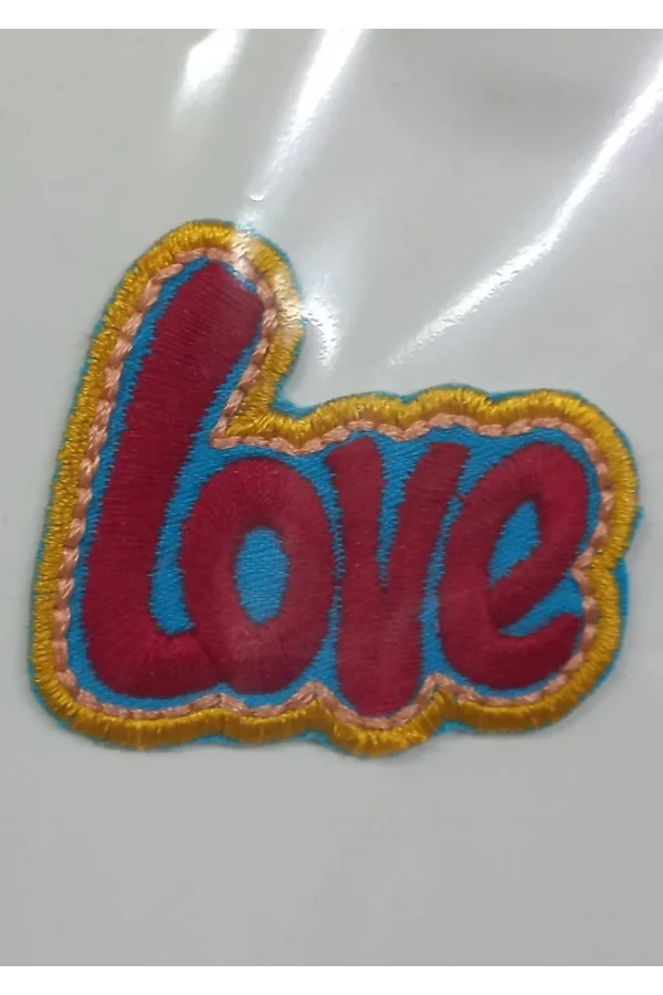 Aplike Ütü İle Yapışan Love Arma 4x2 cm