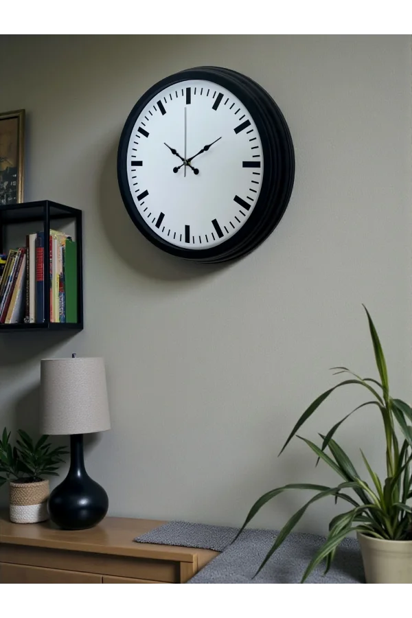 Black & White Baseline 40 Cm Metal Duvar Saati