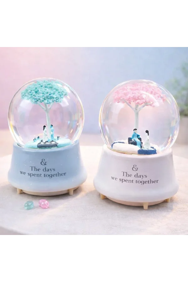 Büyük Boy Müzikli Romantik Çiftler Temalı Kar Küresi