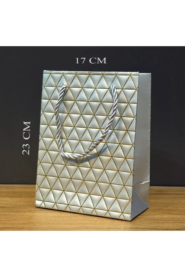 Gümüş Geometrik Desenli Orta Boy Karton Hediye Çantası