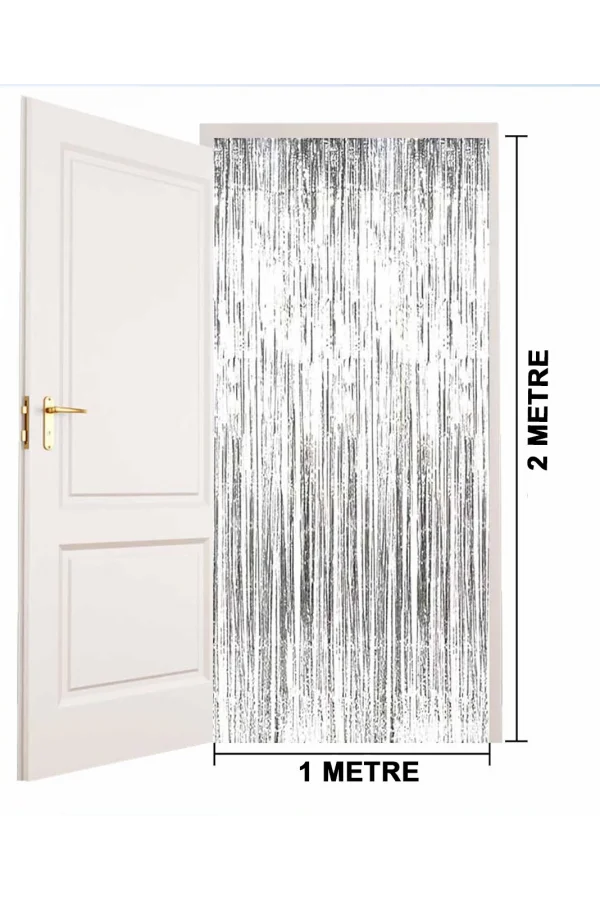 Gümüş Metalize Saçaklı Fon Perde