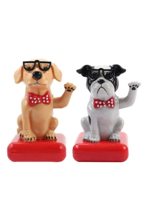 Güneş Enerjili Sallanan Köpek Figürü