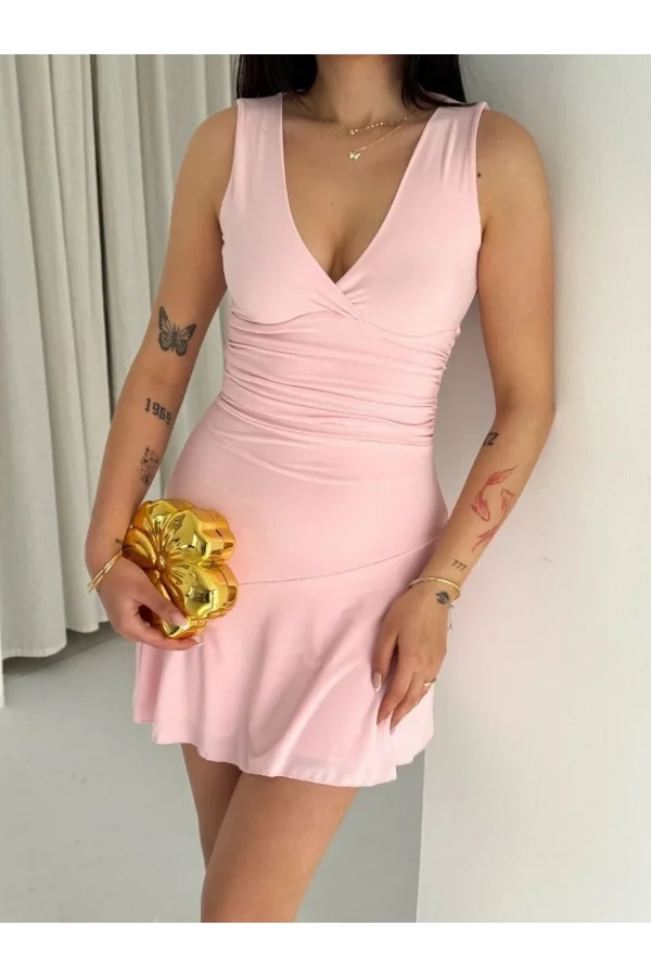Kadın Derin V Yaka Sırt Dekolteli Mini Elbise Drapeli Şık Kolsuz - Pembe