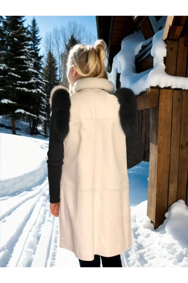 Kadın Kolsuz Hakiki Deri Kürk - Beyaz