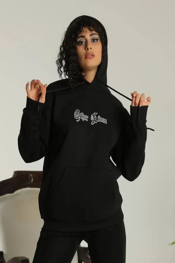 Kadın Sırt Baskılı Oversize Üç İplik Kapüşonlu Sweatshirt - Siyah