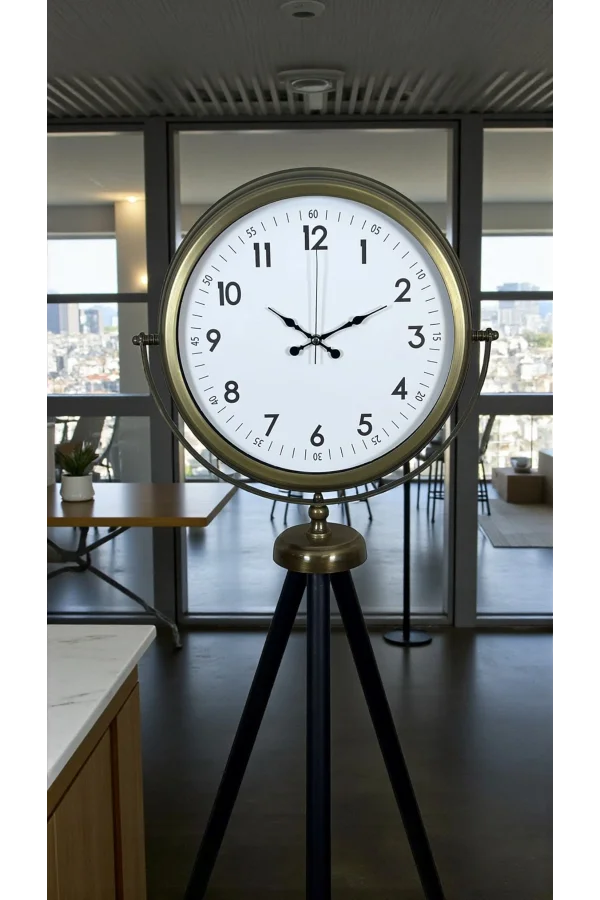 Klasik Eskitme Tripod Ayaklı Saat