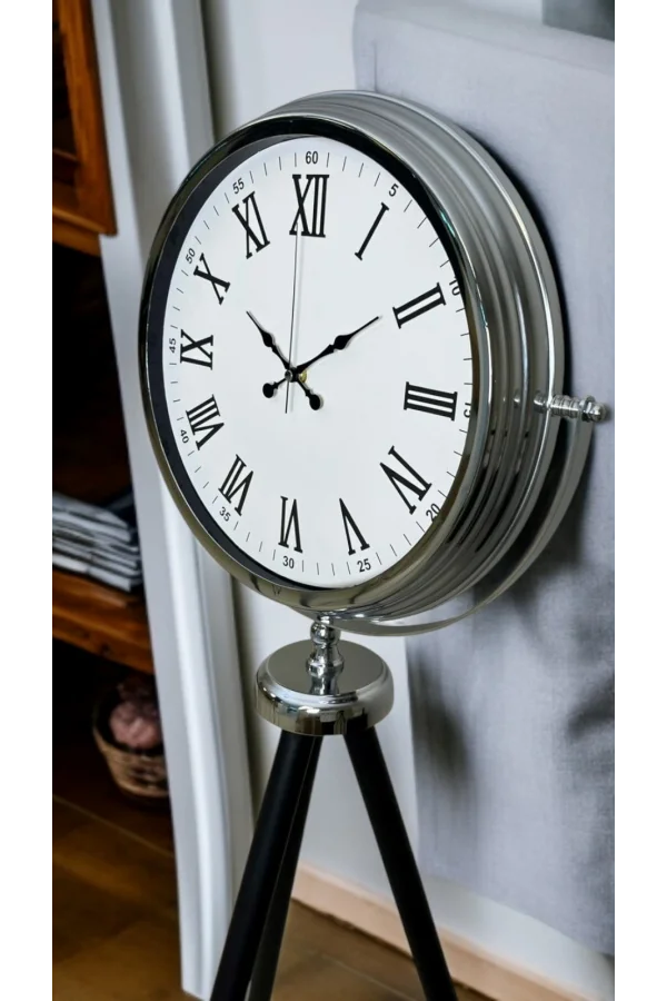 Krom Asalet Tripod Ayaklı Saat