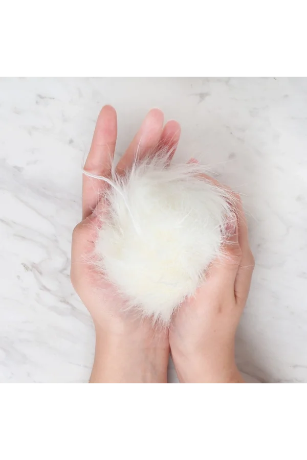 Loren Kırçıllı Nar Çiçeği Tüylü Ponpon