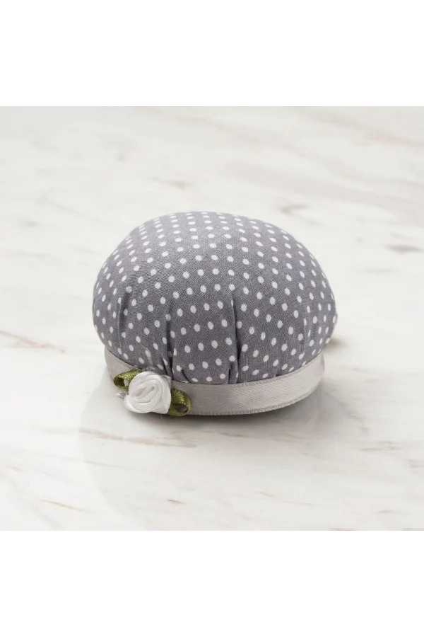 Loren Kola Takılabilir Gri beyaz İğnedanlık