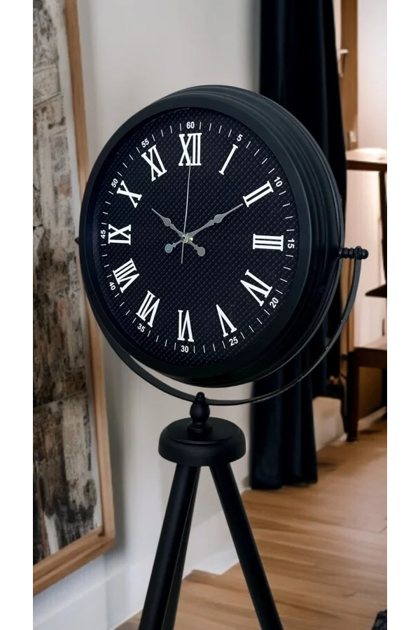 Midnight Black Tripod Ayaklı Saat