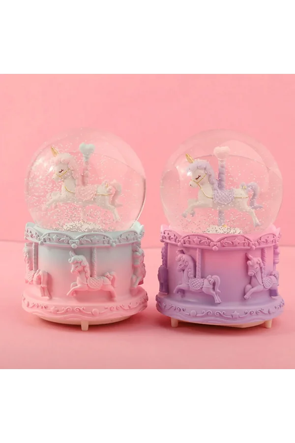 Orta Boy Müzikli Unicorn Kar Küresi