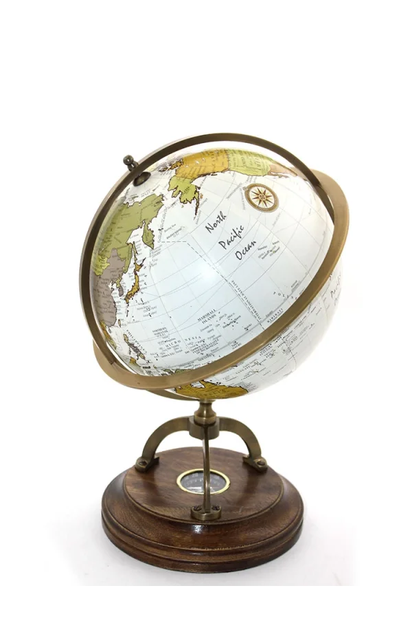 Pirinç Pusulalı Dünya Küre