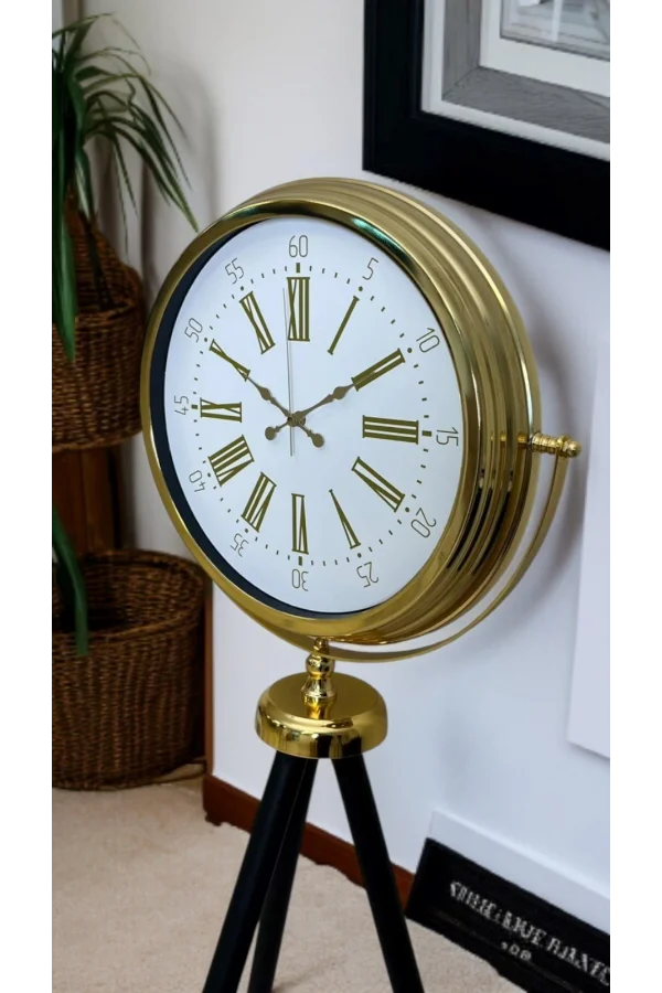 Pure Gold Tripod Ayaklı Saat