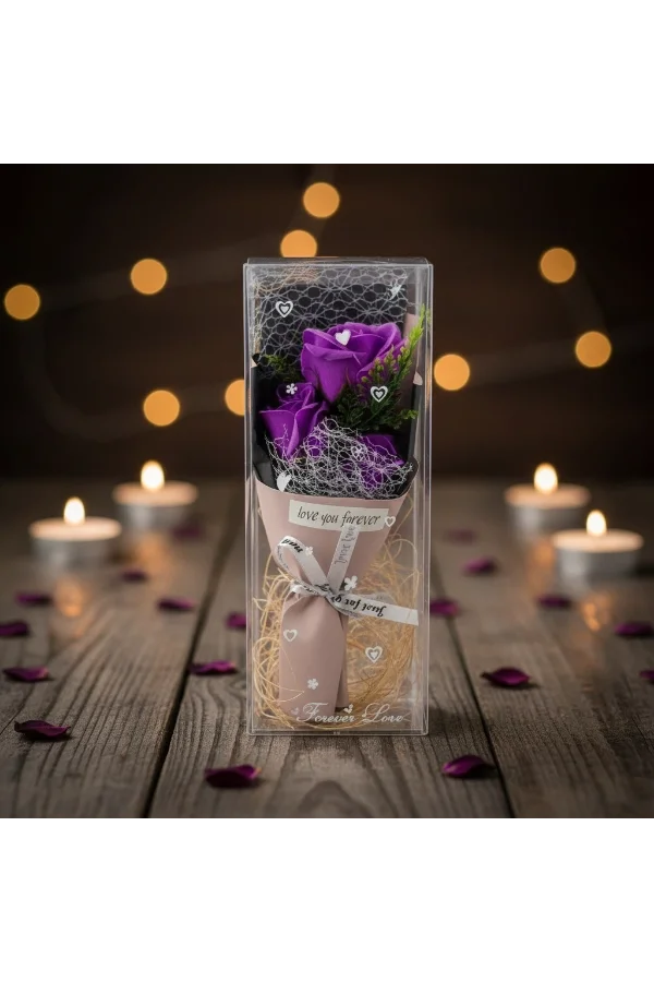 Şeffaf Kutulu Üç Gül Buketi