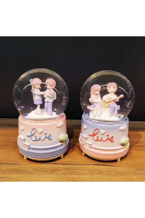 Sevimli Sevgililer Büyük Boy Kar Küresi