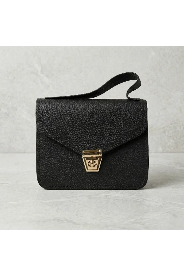 Siyah Kutu El Çantası