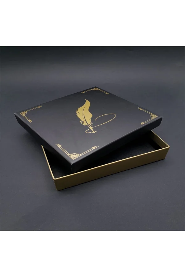 Tüylü Kalem Tasarımlı Hediye Kutusu