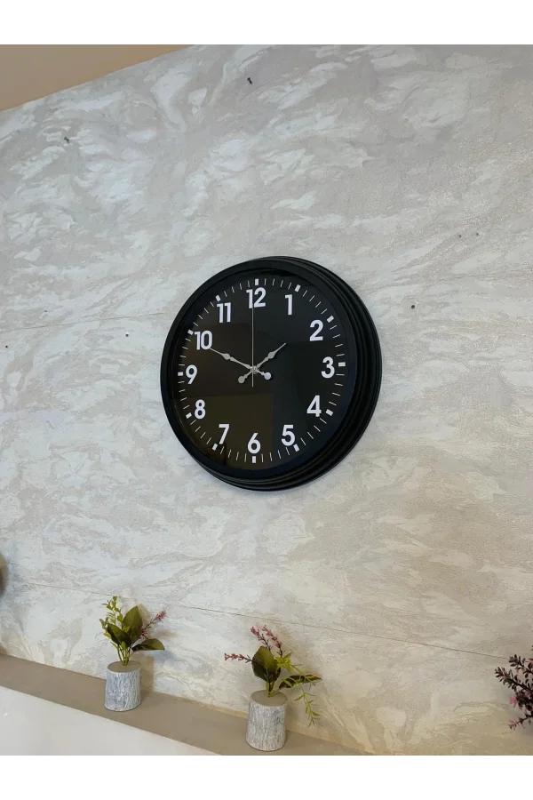 Zentime 40 Cm Siyah Şık Duvar Saati