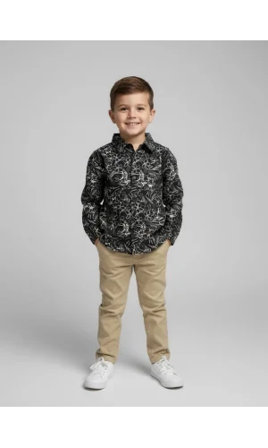 Desenli Siyah Gömlekli Pantolon
