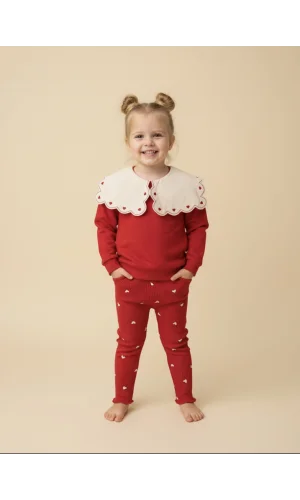 Büyük Yaka Detaylı Kalp Desenli Kız Çocuk Eşofman