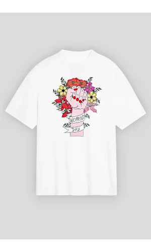 8 Mart Dünya Kadınlar Günü İçin Özel Baskılı T-shirt - Beyaz