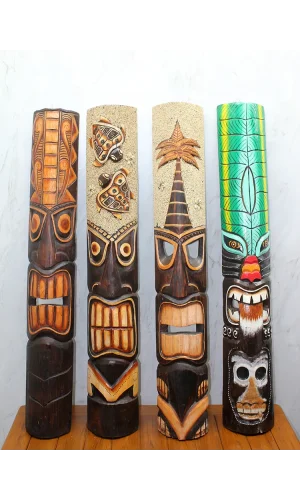 Ahşap Duvara Asmalı Maske 1 Metre