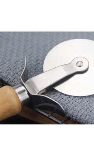 Ahşap Saplı Pizza Kesme Bıçağı